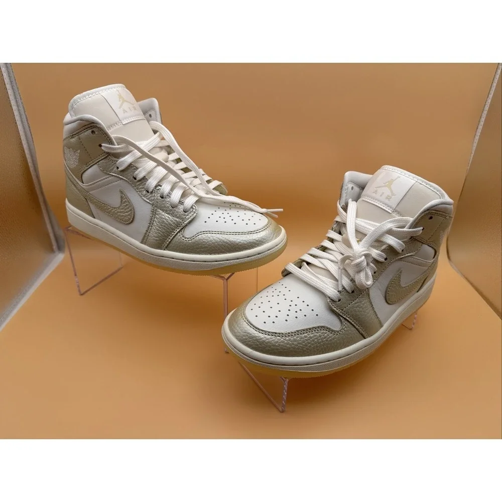 Jordan 1 Mid SE Hoops Gold Pack Sail Pale Ivory Team Gold High Top NIB Size 8